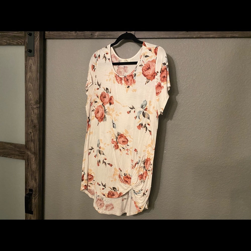 Chic Soul Floral Top